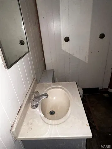 $30,000 | 311 North Elm Street, Nokomis, IL 62075