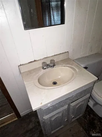 $30,000 | 311 North Elm Street, Nokomis, IL 62075