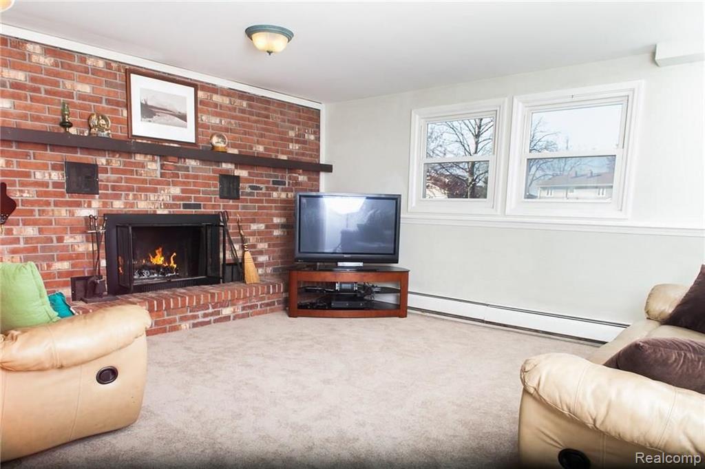 13473 South Horrell Road Fenton, MI 48430 - Photo 31 of 38