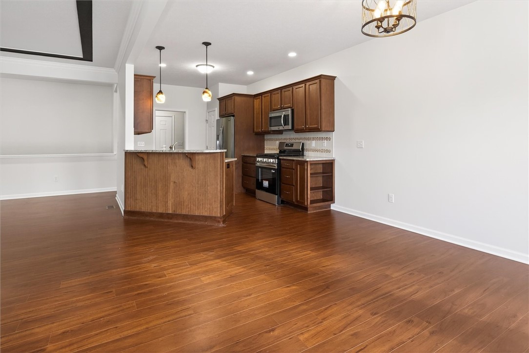 43 Spotts Circle Riga, NY 14428 - Photo 7 of 35