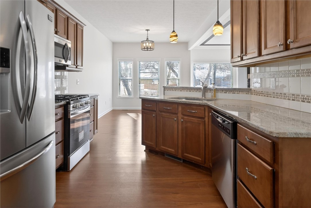 43 Spotts Circle Riga, NY 14428 - Photo 9 of 35