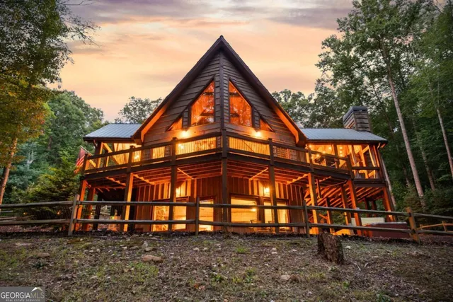 $899,999 | 12 Heights Overlook, Cherry Log, GA 30522