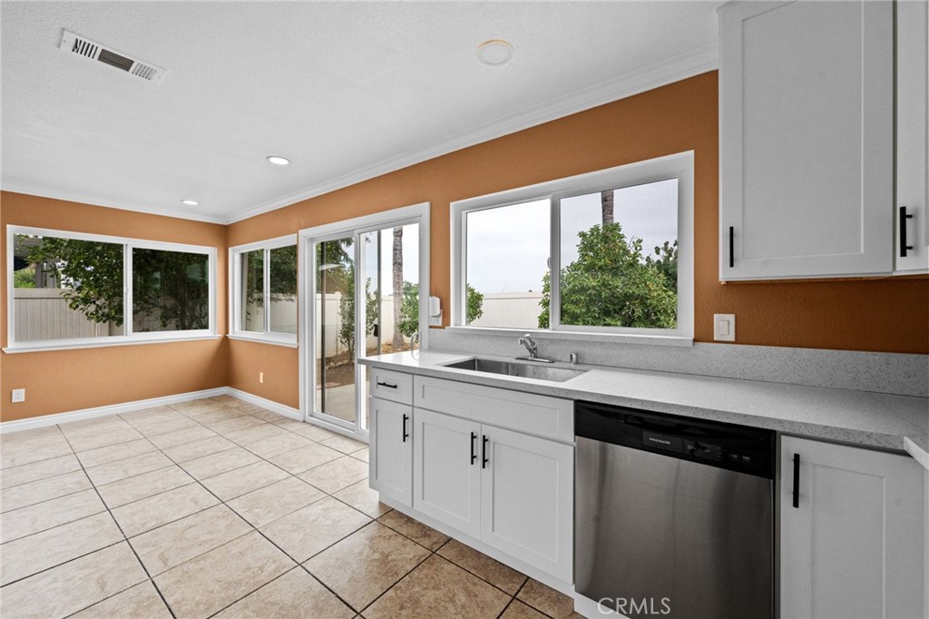 6951 New York Drive Riverside, CA 92506 - Photo 19 of 53