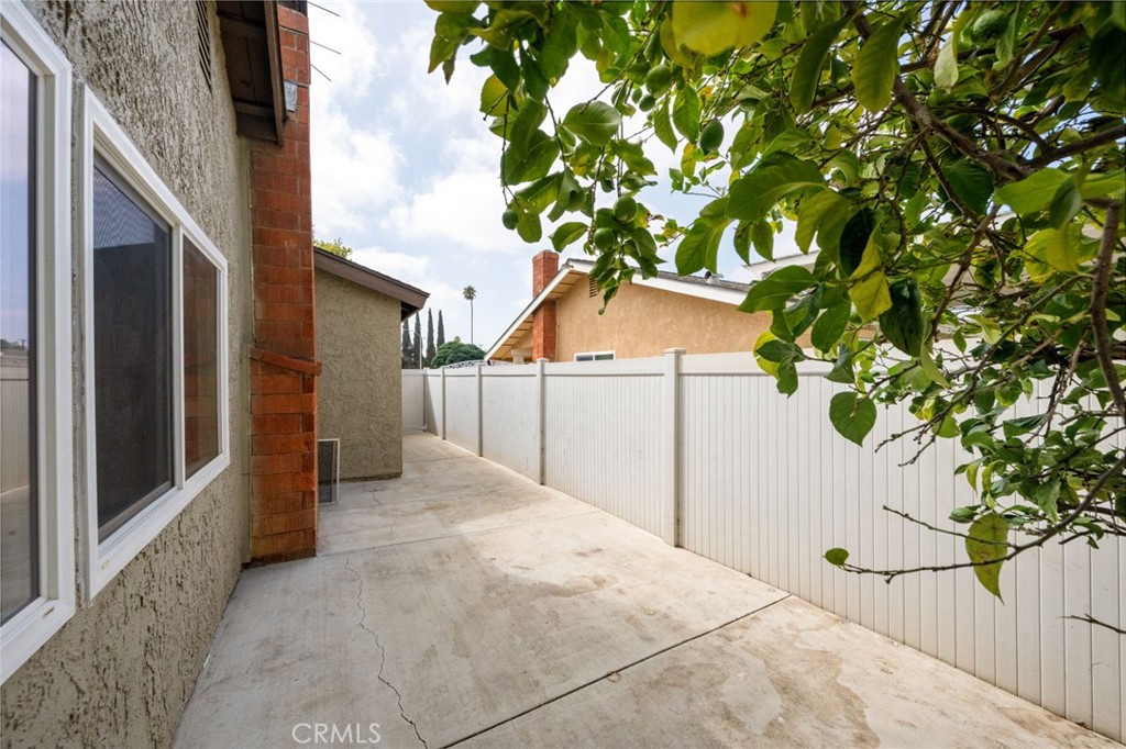 6951 New York Drive Riverside, CA 92506 - Photo 23 of 53