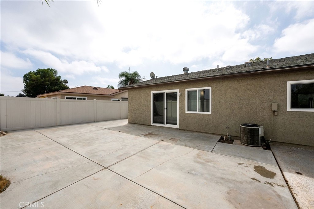 6951 New York Drive Riverside, CA 92506 - Photo 32 of 53