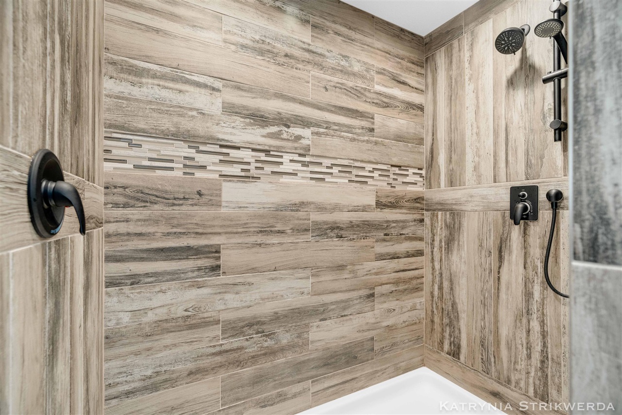 2256 South Cochran Road Charlotte, MI 48813 - Photo 27 of 77