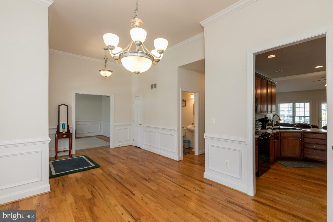 453 Canyon Road Winchester, VA 22602 - Photo 8 of 40 Gallery Image 8