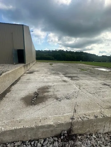 $179,900 | 6975 Highway 64, Marengo, IN 47140