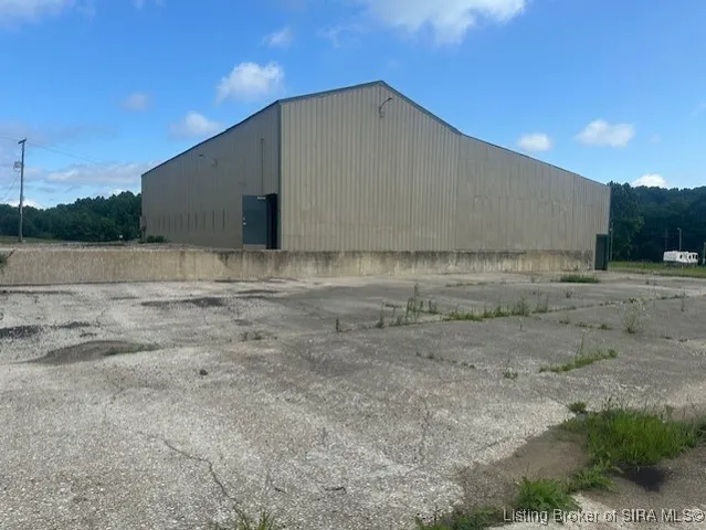$179,900 | 6975 Highway 64, Marengo, IN 47140