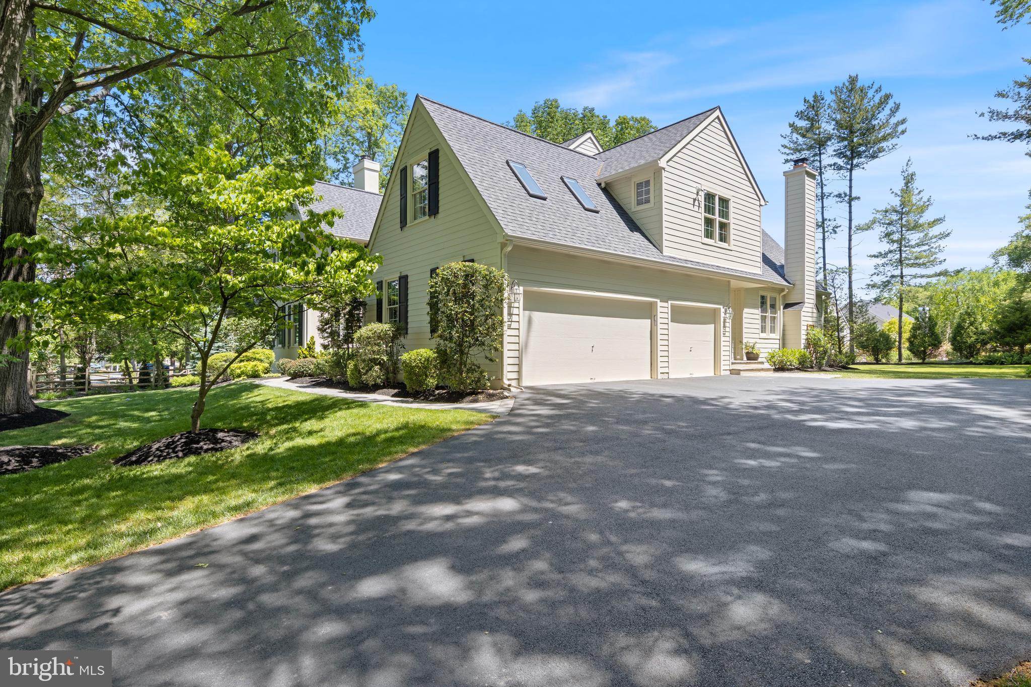 807 Dresher Way Wayne, PA 19087 - Photo 6 of 62