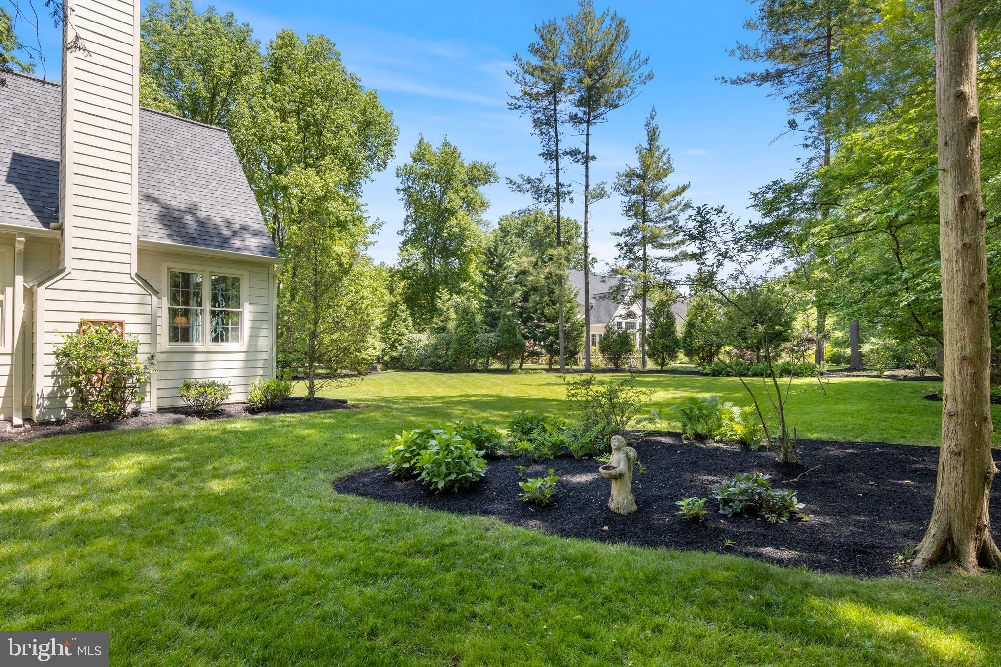 807 Dresher Way Wayne, PA 19087 - Photo 8 of 62