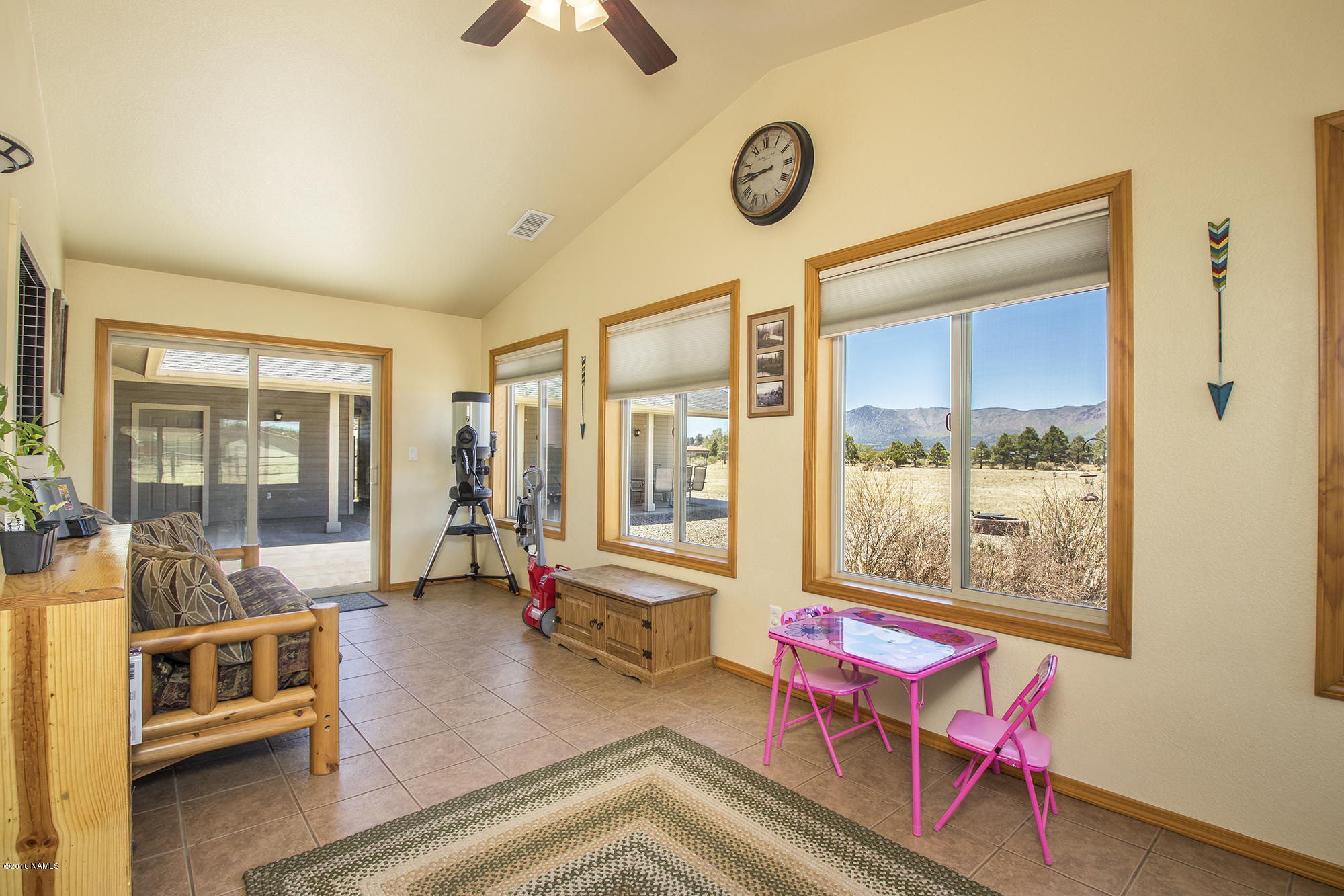 9398 North Bryant Road Flagstaff, AZ 86004 - Photo 11 of 30 14_Sun Room