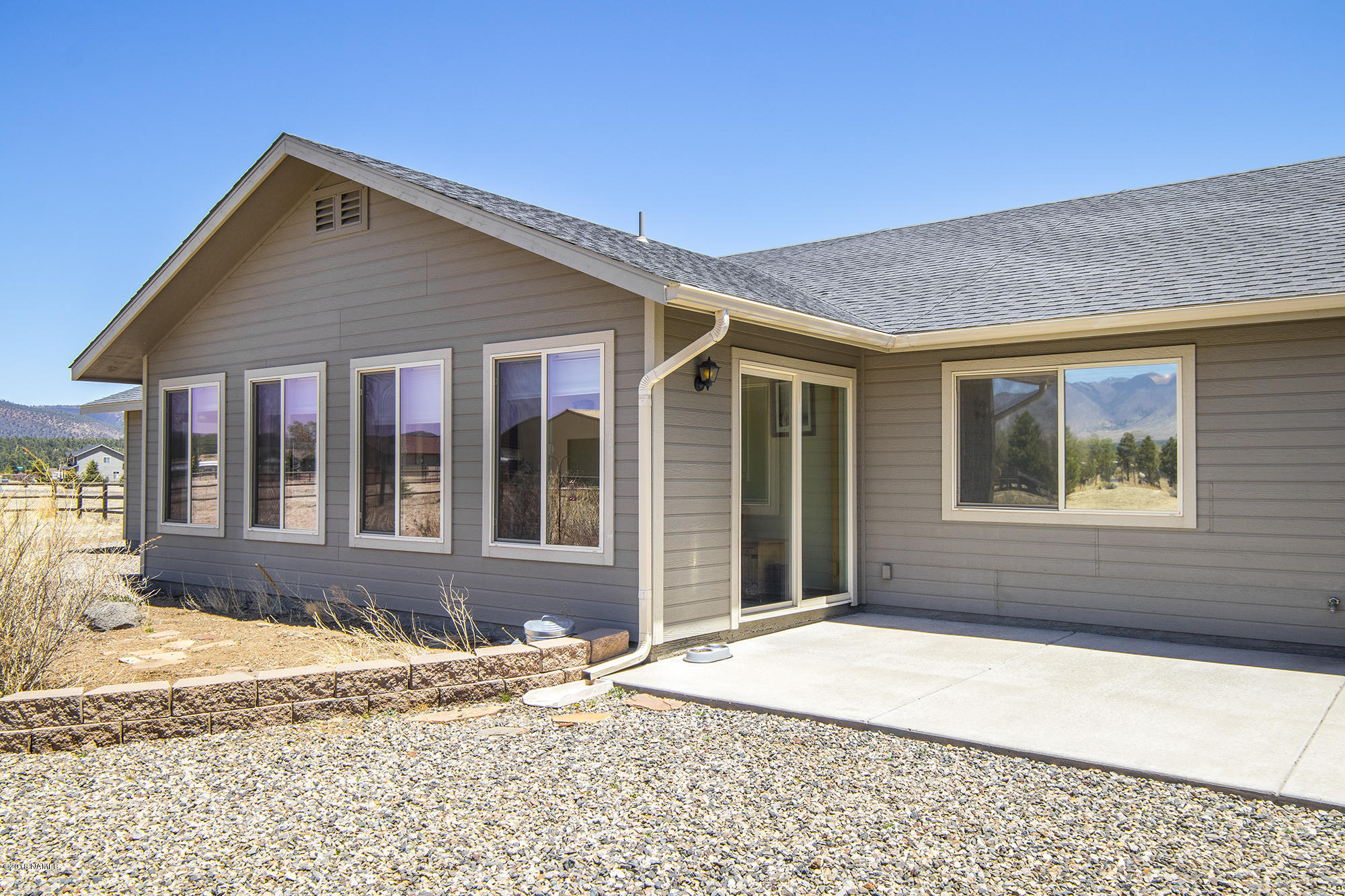 9398 North Bryant Road Flagstaff, AZ 86004 - Photo 25 of 30 29_Back Patio3