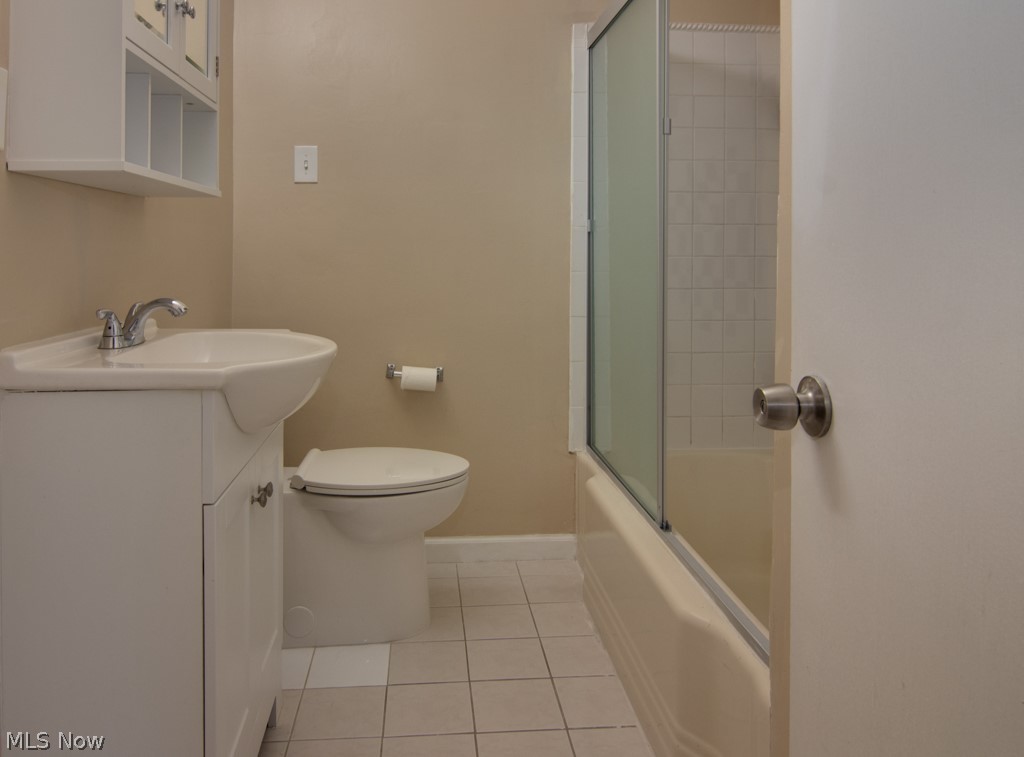 596 Miner Road Cleveland, OH 44143 - Photo 13 of 26