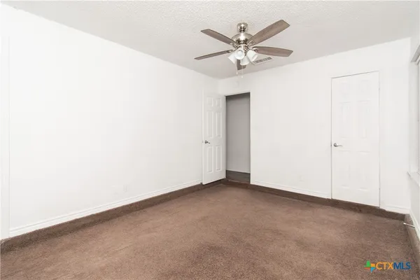 $1,300 | 2407 Lago Trail, Killeen, TX 76543