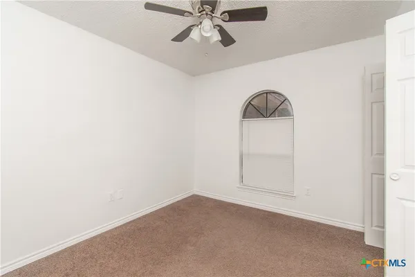 $1,300 | 2407 Lago Trail, Killeen, TX 76543