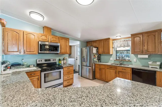 $560,000 | 21739 Shady Grove Road, Groveland, FL 34736