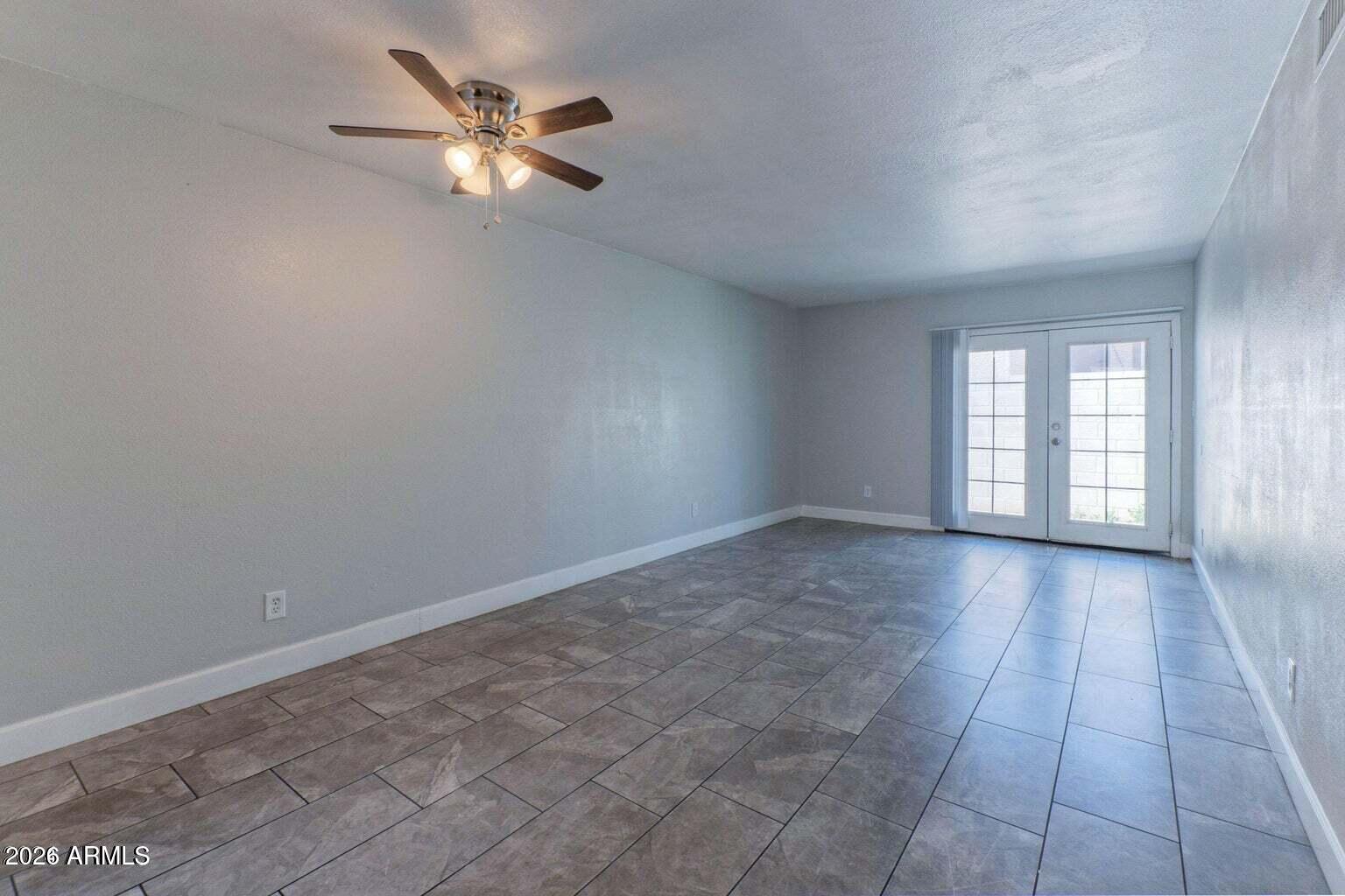936 West Mountain View Road, Unit 1 Phoenix, AZ 85021 - Photo 9 of 12 20241014170449301914000000-o
