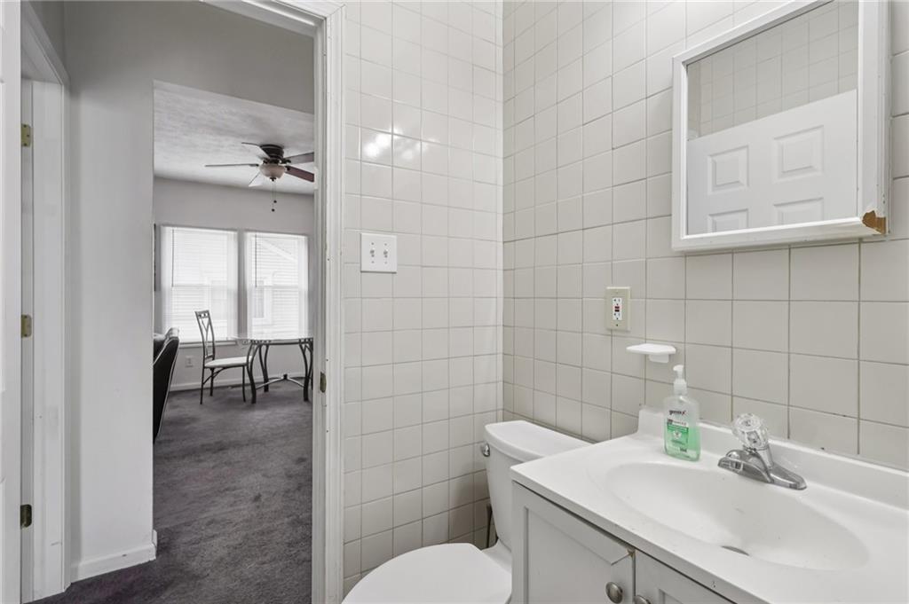 329 Jefferson Road Pittsburgh, PA 15235 - Photo 16 of 32 Gallery Image 16