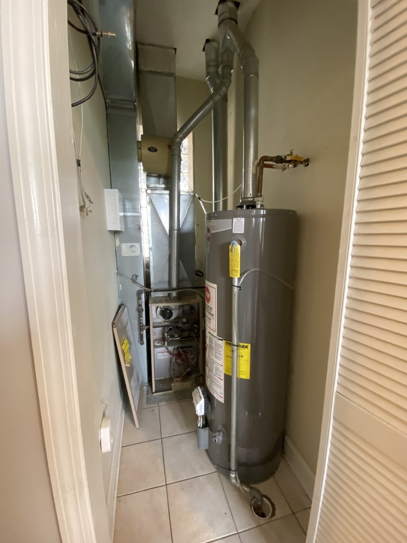 Undisclosed Address Chicago, IL 60622 - Photo 16 of 18 a view of storage and utility room