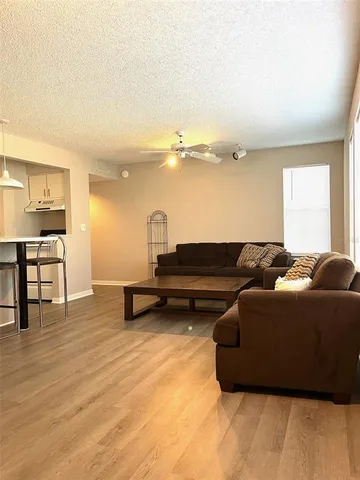 $425 | 2601 Southwest Archer Road, Unit 211, Gainesville, FL 32608