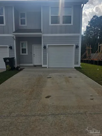 $1,850 | 9433 Nature Crk Lane, Pensacola, FL 32526