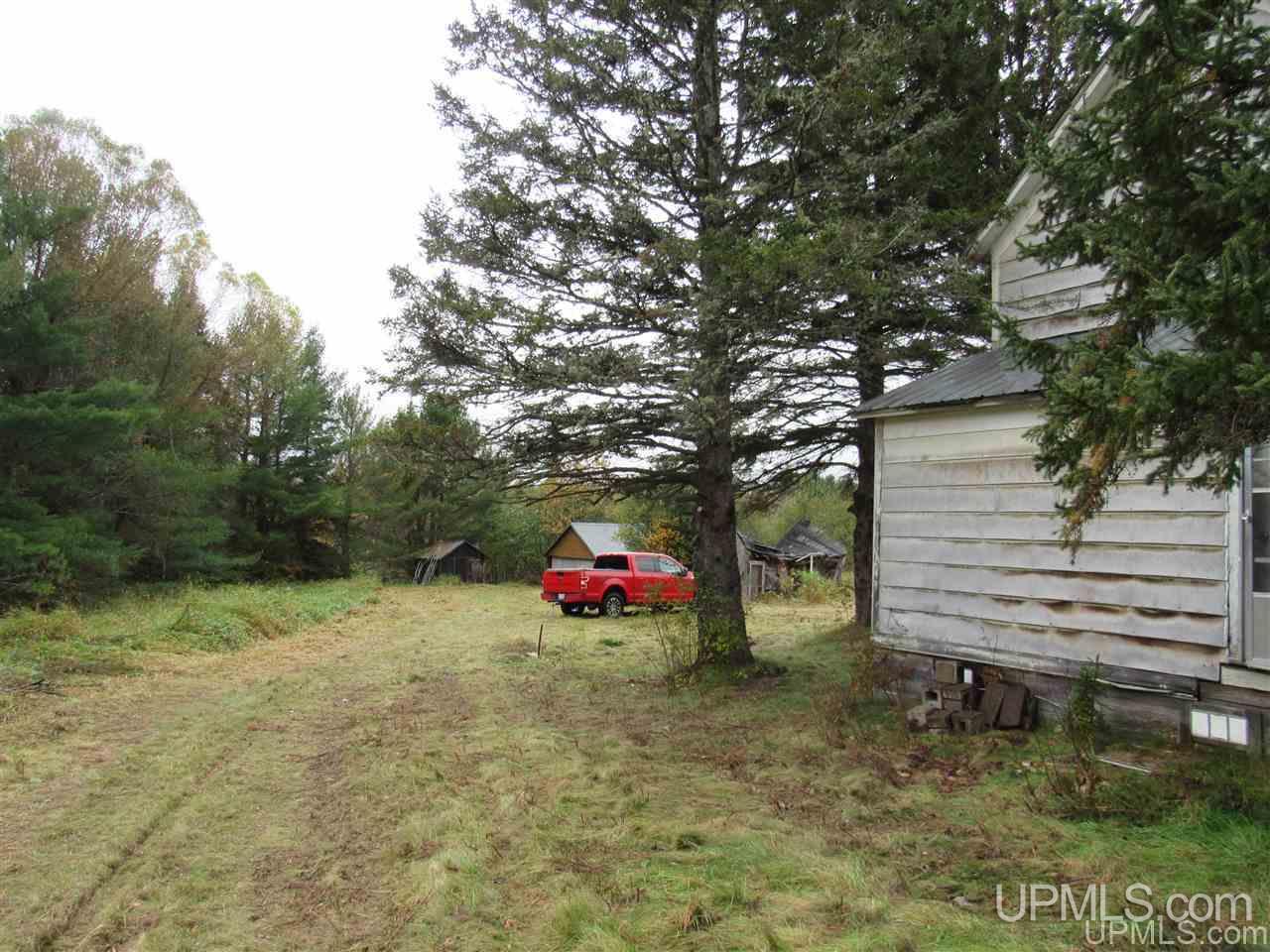 39621 Tapiola Road Chassell, MI 49916 - Photo 5 of 29 Gallery Image 5
