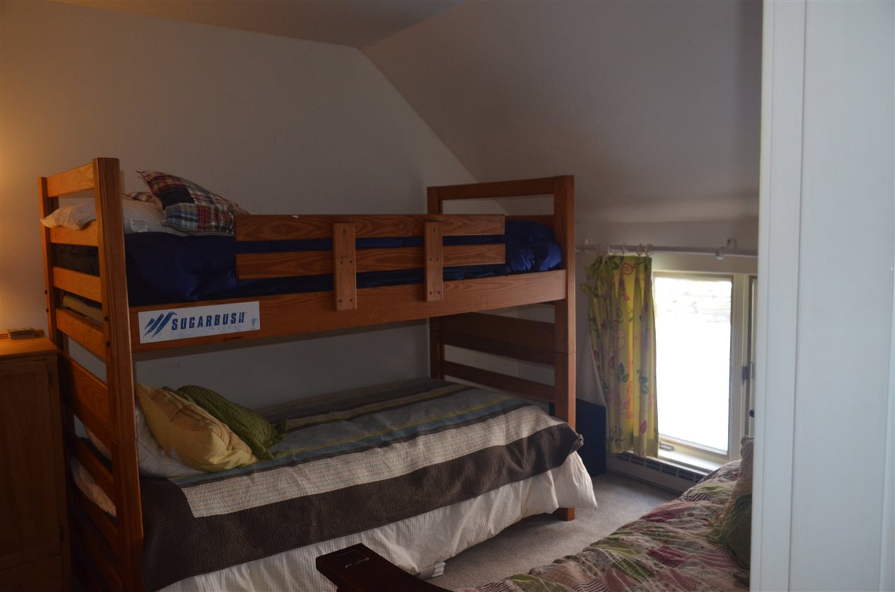 21 Castlerock Road, Unit 1 Warren, VT 05674 - Photo 9 of 12