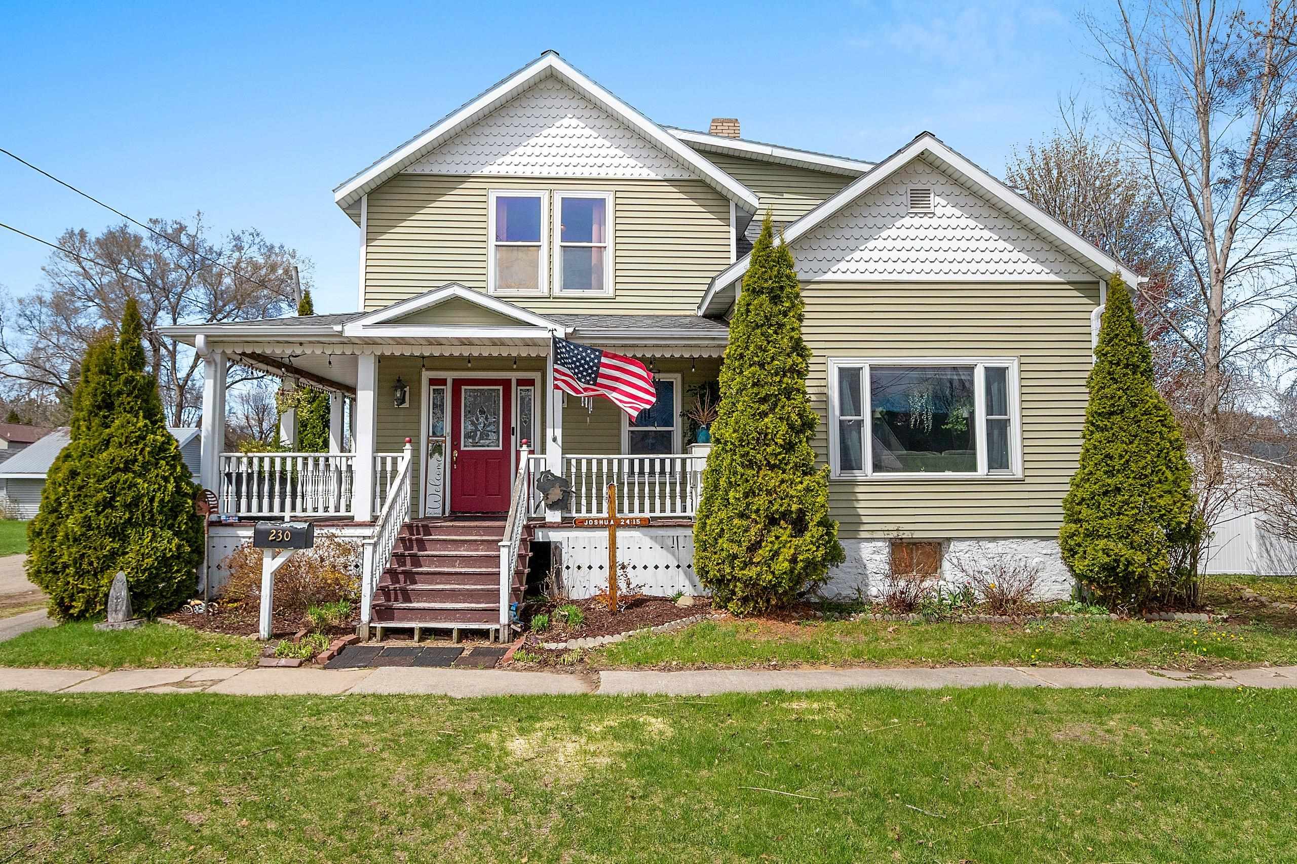 230 Pine Street Peshtigo, WI 54157 - Photo 1 of 53
