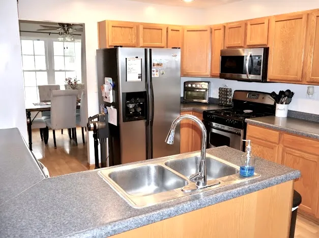 $389,900 | 230 Big Timber Drive, Coal City, IL 60416