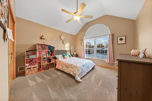 $379,900 | 230 Big Timber Drive, Coal City, IL 60416