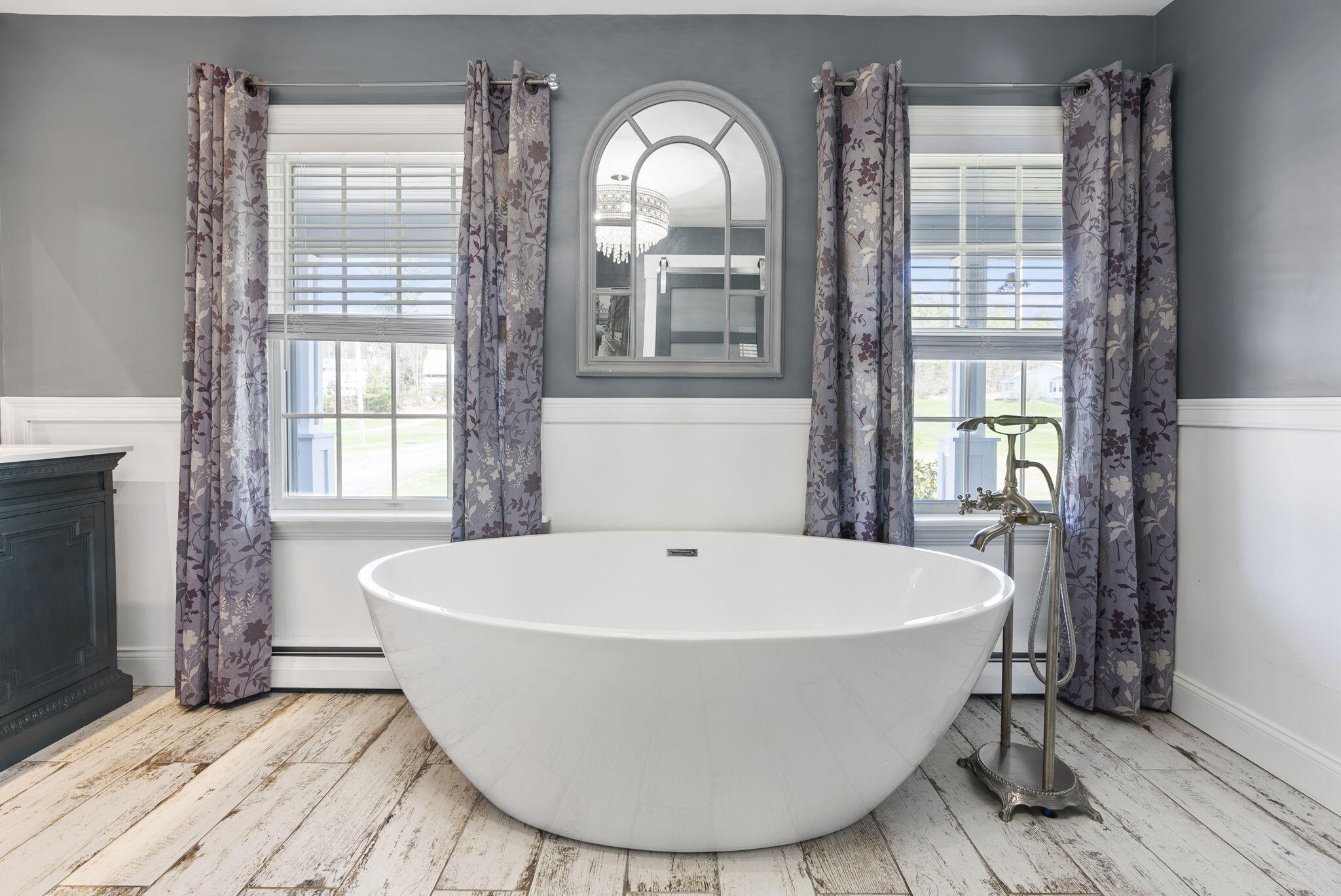 98 Goodwin Road Minot, ME 04258 - Photo 4 of 59 Soaking Tub
