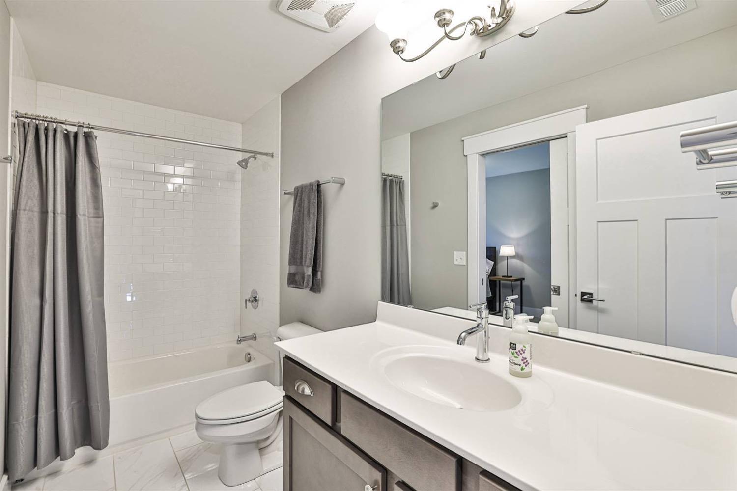 10475 Deerfield Road Montgomery, OH 45242 - Photo 35 of 47 Gallery Image 35