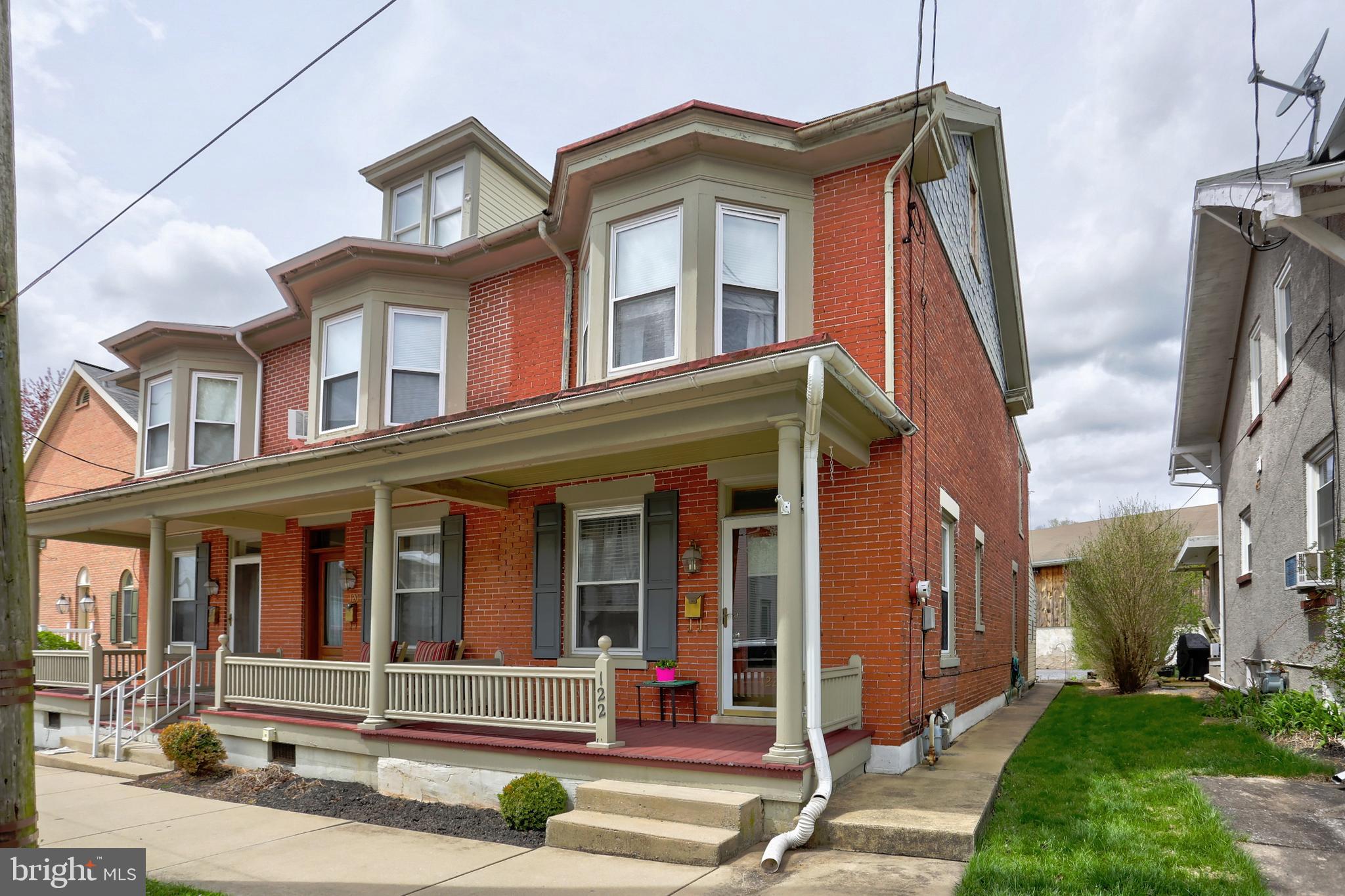 122 North Cedar Street Lititz, PA 17543 - Photo 1 of 30 Gallery Image 1