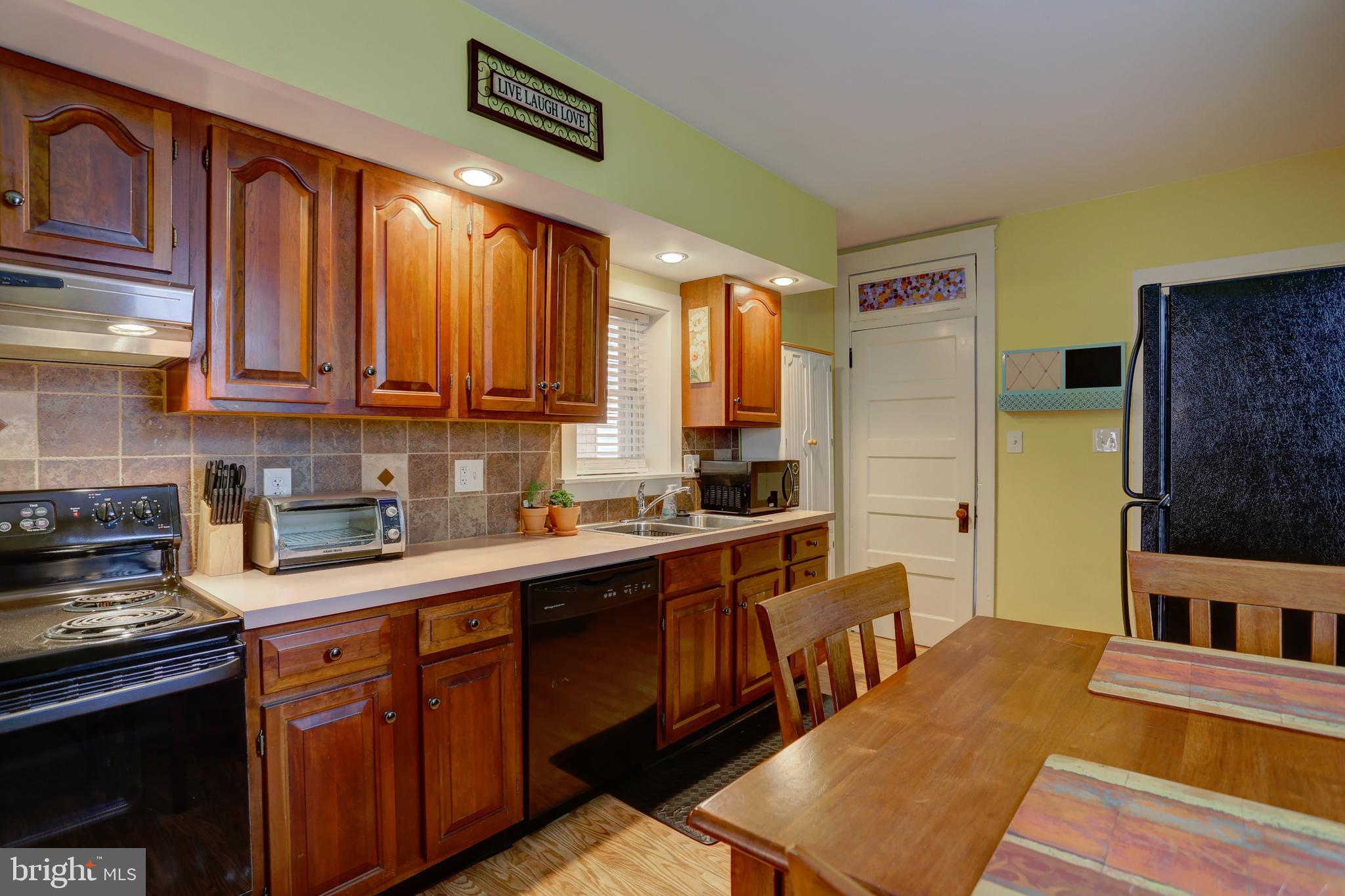 122 North Cedar Street Lititz, PA 17543 - Photo 13 of 30 Gallery Image 13