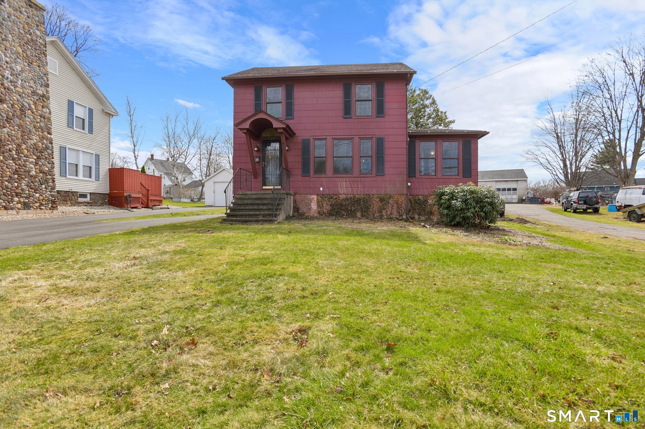 147 Constitution Street Wallingford, CT 06492 - Photo 1 of 24