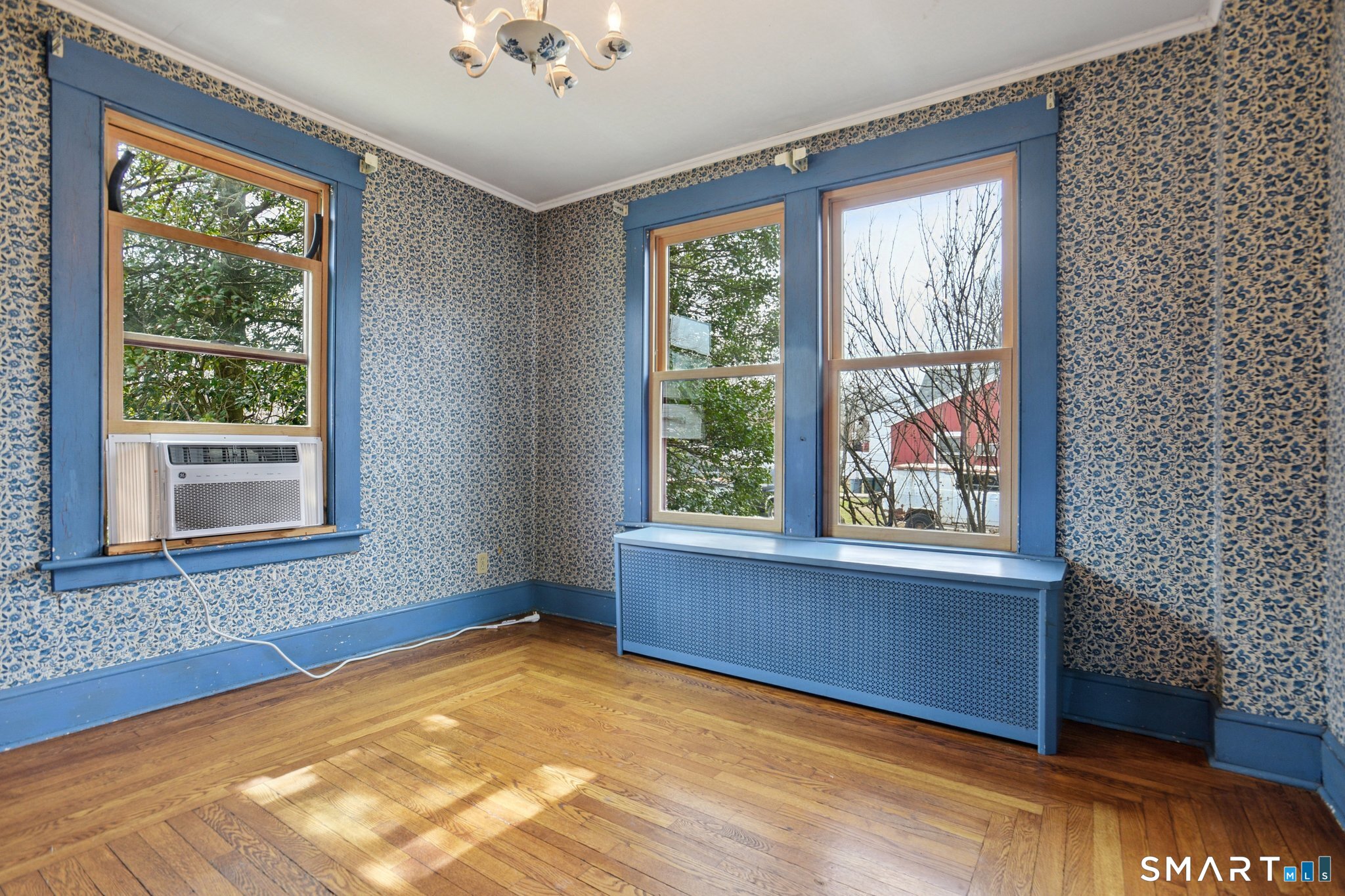 147 Constitution Street Wallingford, CT 06492 - Photo 7 of 24