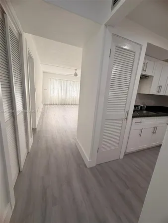 $1,800 | 20111 Northeast 27th Court, Unit K109, Aventura, FL 33180