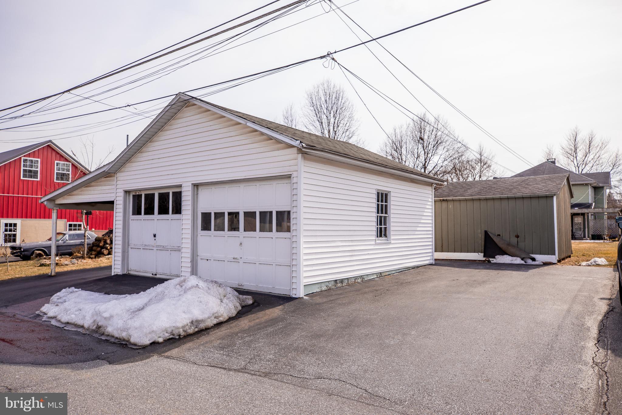 433 East Main Street Lititz, PA 17543 - Photo 7 of 36
