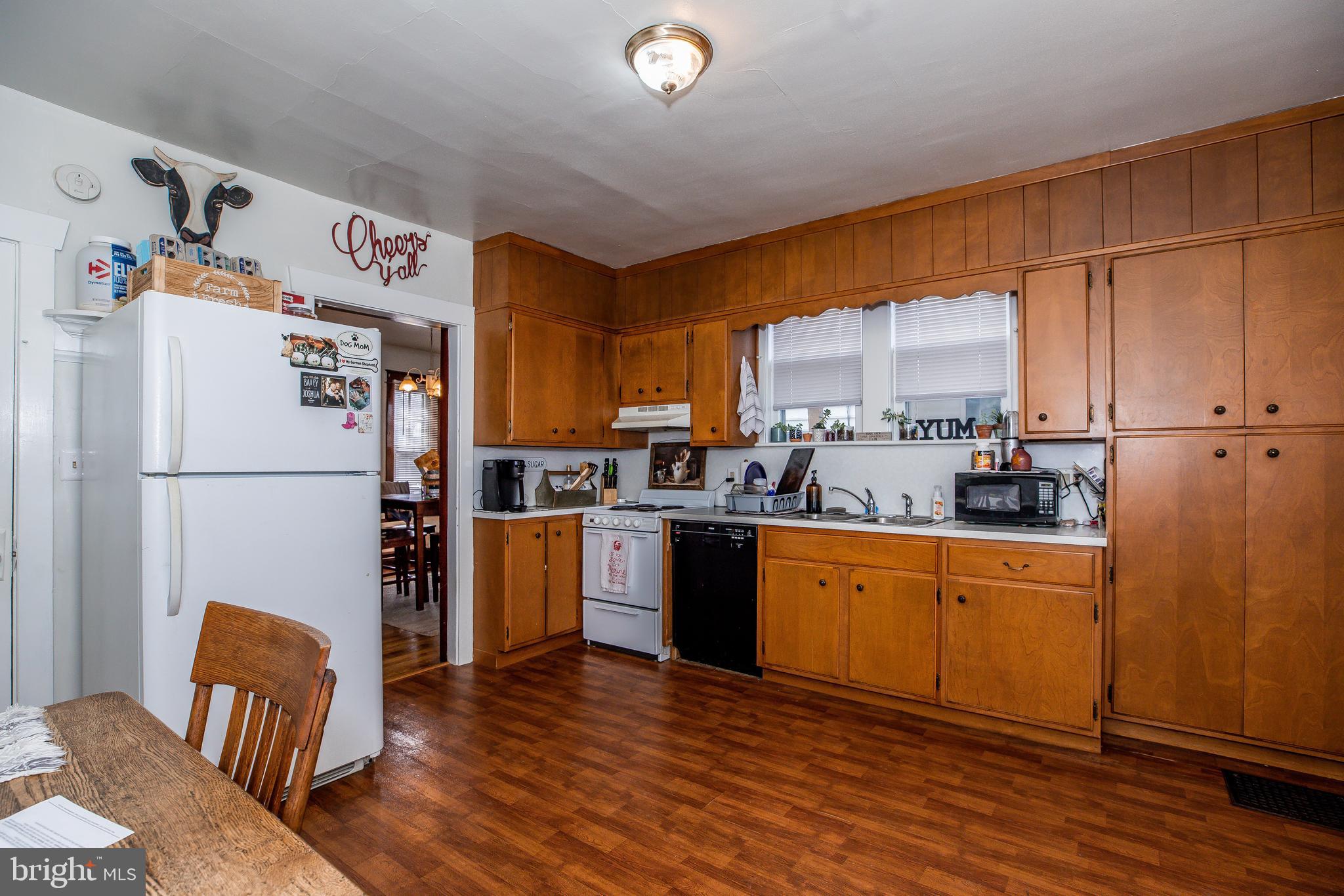 433 East Main Street Lititz, PA 17543 - Photo 9 of 36