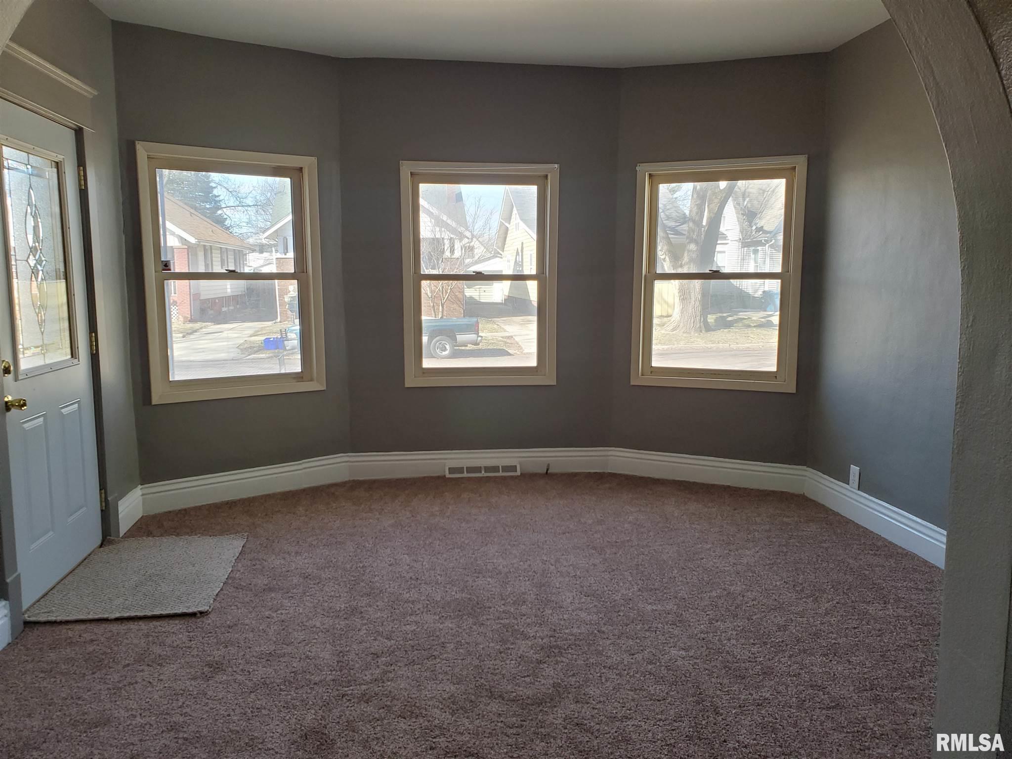 1508 Carolina Avenue Springfield, IL 62702 - Photo 8 of 25