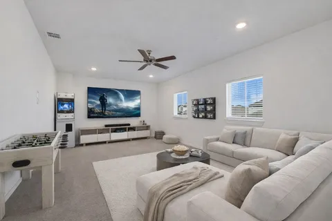 $2,949 | 4314 Frankfurt Lane, Round Rock, TX 78665