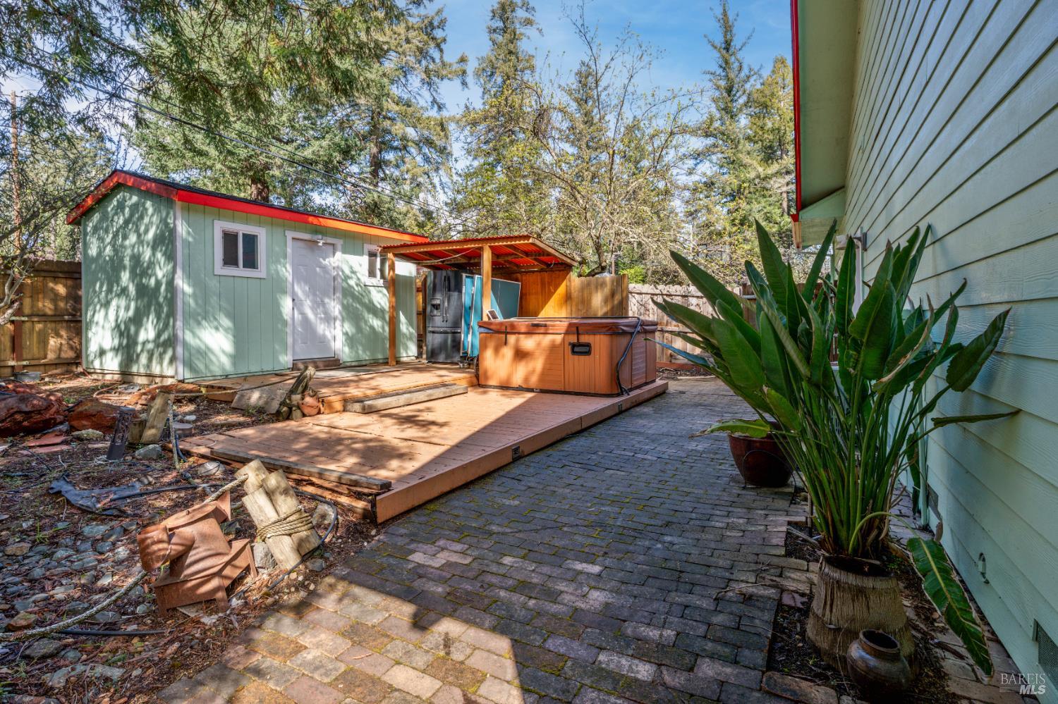 1701 Hickory Court Ukiah, CA 95482 - Photo 25 of 31