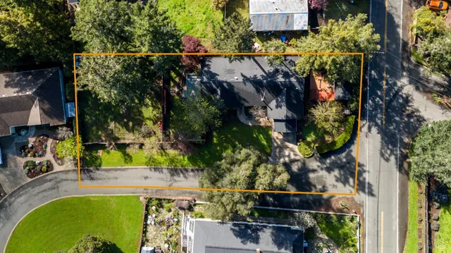 $685,400 | 1701 Hickory Court, Ukiah, CA 95482