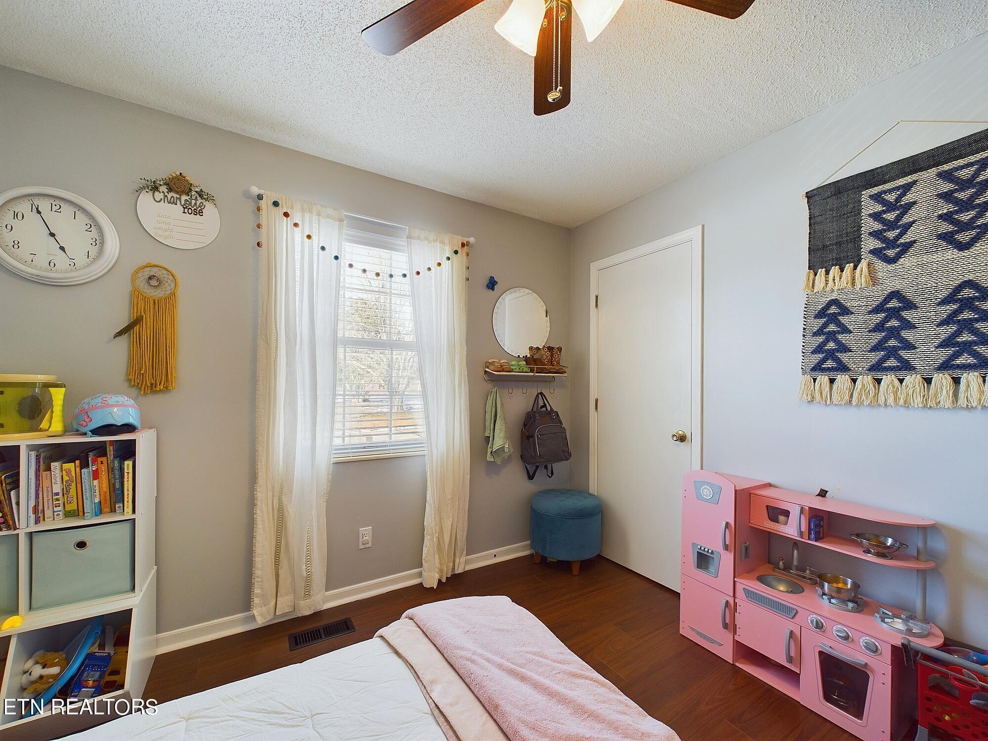 328 Waters Road Maryville, TN 37803 - Photo 23 of 38 CAM02235G0-PR0023-STILL018