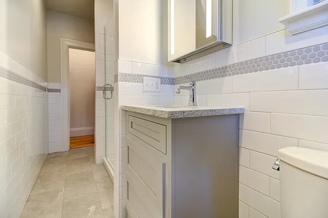 $2,000 | 430 North Main Street, Unit 3, Attleboro, MA 02703