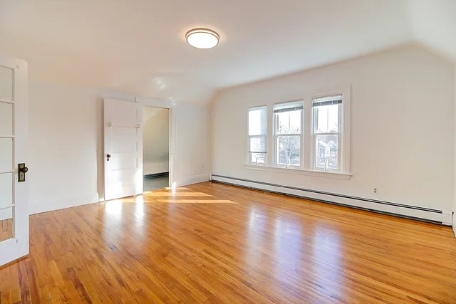 $2,000 | 430 North Main Street, Unit 3, Attleboro, MA 02703