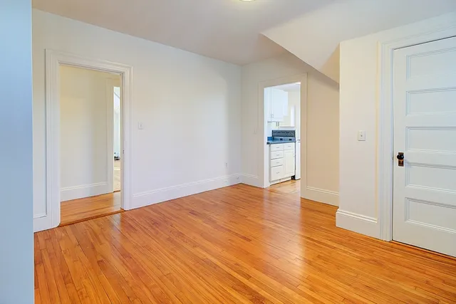 $2,000 | 430 North Main Street, Unit 3, Attleboro, MA 02703