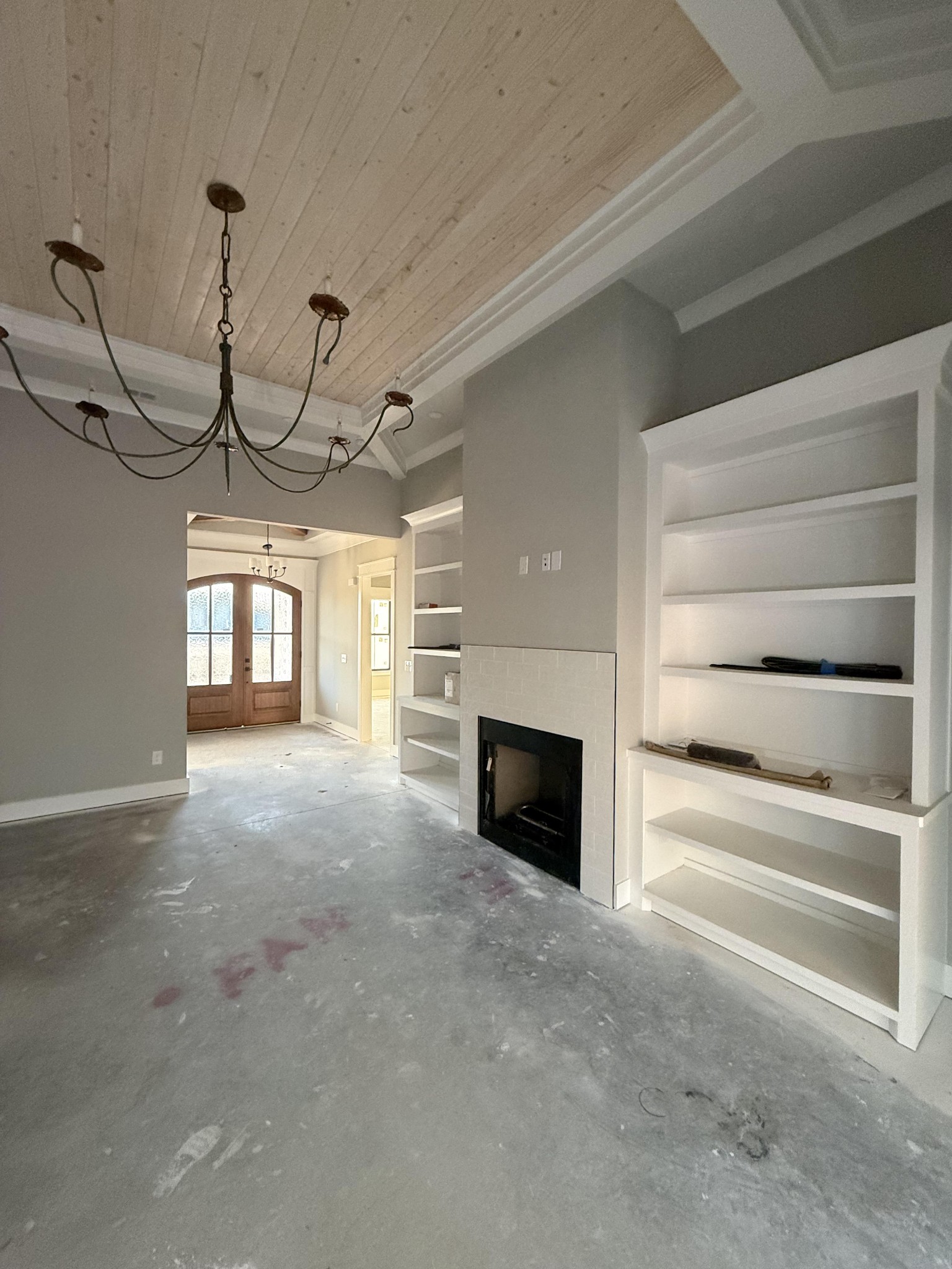 933 Ovoca Lake Road Tullahoma, TN 37388 - Photo 24 of 34 a view of empty room with fireplace and window