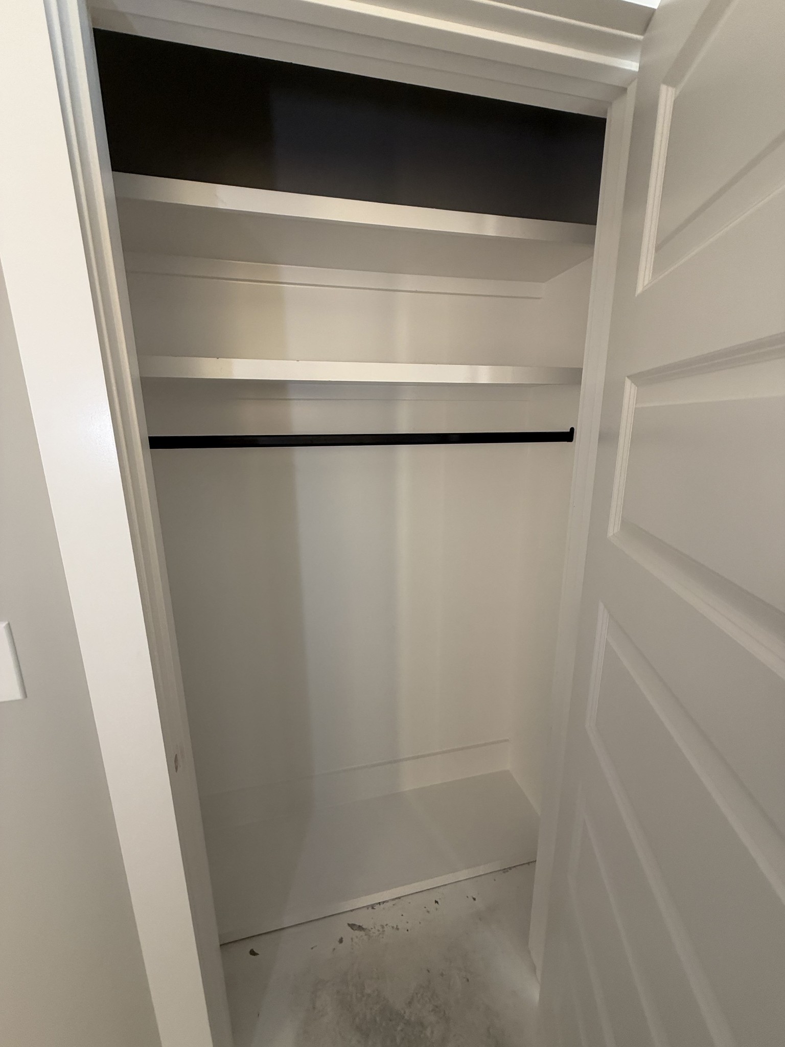 933 Ovoca Lake Road Tullahoma, TN 37388 - Photo 30 of 34 a close view of washer and dryer